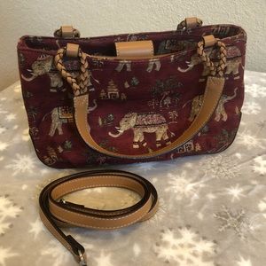 Small relic handbag